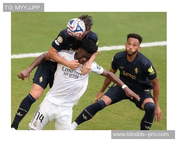 欧联杯精彩对决里昂顽强逼平皇马引发全场狂欢